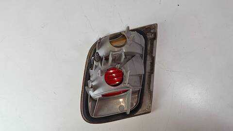 Foto 3ª: Piloto Portón Izquierdo Bmw Serie 3 315 204D4 BERLINA (2003)