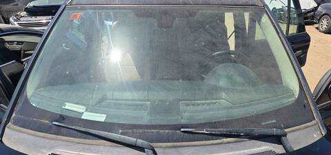 Luna parabrisas Land Rover Range 276DT AUT.