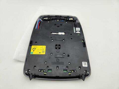 Foto 2ª: Luz Interior Bmw Serie 3 315 330D XDRIVE SPORT LINE 4P) BERLINA 265CV [B57D30A] (2022)