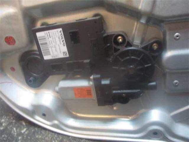 Foto 2ª: Elevalunas Eléctrico Delantero Izquierdo Volvo C30 1.8F (FLEXIFUEL) R-DESIGN [1.8 LTR. - 92 KW FLEXIFUEL CAT] [B4184S11]