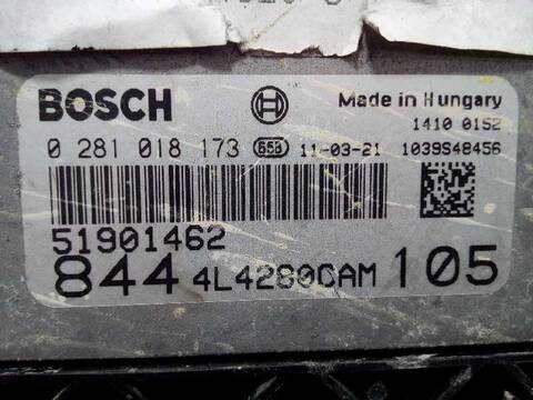 Foto 2ª: Centralita Motor ECU Lancia Delta STEEL 105CV 77KW [944A3000] (2011)