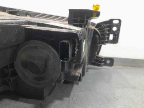 Foto 3ª: Faro Izquierdo Citroen C5 1.2 PURETECH 130 ARHNSJ) AIRCROSS 131CV 96KW [HN05] (2020)