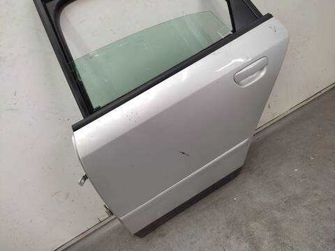 Foto 3ª: Puerta Trasera Izquierda Audi A4 2.0 TFSI 170CV 125KW