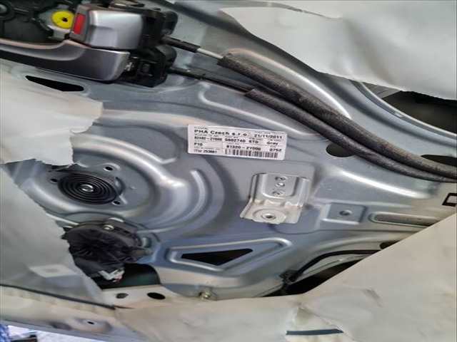 Elevalunas Eléctrico Delantero Derecho Hyundai ix35 1.7 CRDI 116CV 85KW