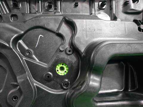 Foto 2ª: Elevalunas Eléctrico Delantero Derecho Lancia Y 1.3 MULTIJET 16V ARGENTO 10.2006 ) 75CV [199A2000] (2003)