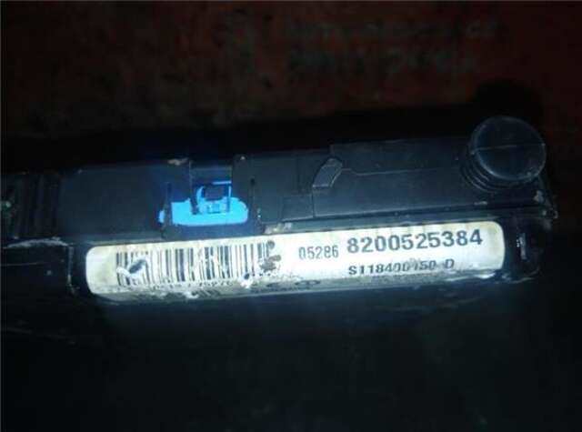 Caja Reles Fusibles Renault Scenic 1.9 AUTHENTIQUE [1.9 LTR. - 88 KW DCI DIESEL] (JM)(2003-_)