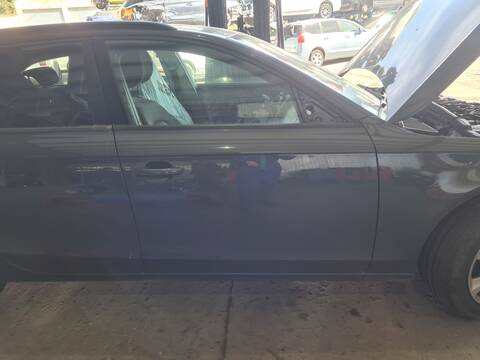 Puerta Delantera Derecha Audi A4 BASICO AVANT 143CV 105KW