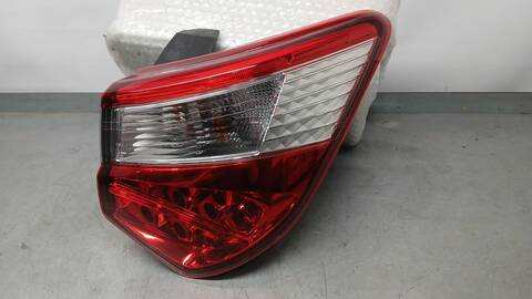 Piloto Trasero Derecho Toyota Yaris 1.0 KSP130) 72CV 53KW