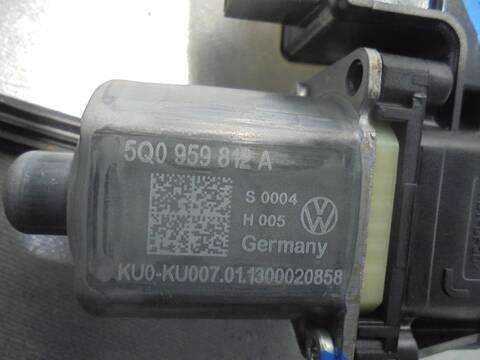 Foto 2ª: Elevalunas Manual Trasero Derecho Seat Leon I-TECH 105CV 77KW [CLH] (2013)