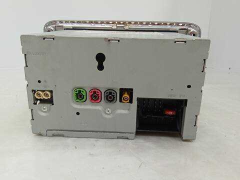 Foto 3ª: Sistema Audio Radio CD Mercedes Clase A 140 A 200 CDI - D 176.008) 136CV 100KW [OM 651.930] (2014)