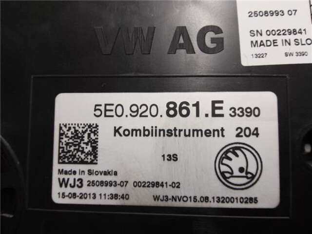 Foto 3ª: Cuadro de Instrumentos Skoda Octavia 2.0 AMBITION [2.0 LTR. - 110 KW TDI] [CKF]
