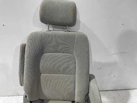 Foto 3ª: Asientos Traseros Kia Carnival 2.9 CRDI LX AUT. 144CV [J3] (2001)