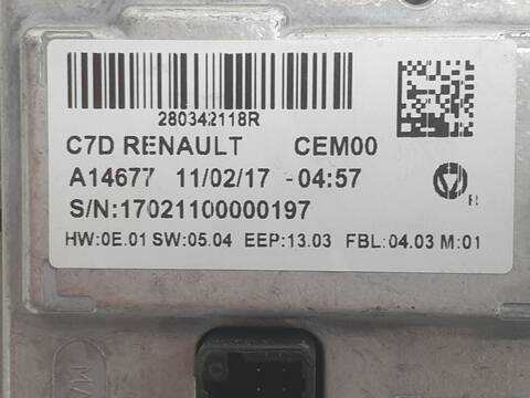 Foto 3ª: Pantalla Multifuncion Renault Kadjar ZEN 90CV 66KW (2015)