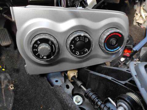 Mando Calefacción A. A. Toyota Yaris 1KR