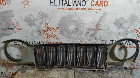 Foto 2ª: Rejilla Delantera Jeep Cherokee 2.8 CRD SPORT 150CV 110KW [21C] (2003)