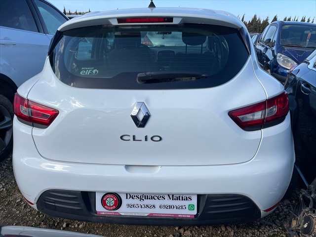 Foto 3ª: Paragolpes Trasero Renault Clio 1.1 GASOLINA 73cv [D4FD7] (2017)