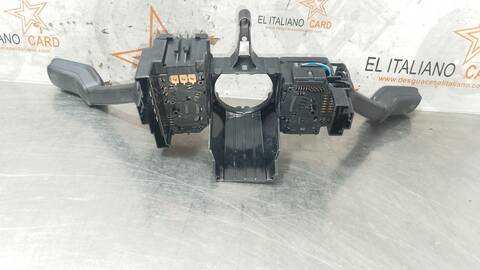 Foto 3ª: Mando Multifuncion Volkswagen Polo ADVANCE 95CV 70KW [CHZ] (2018)