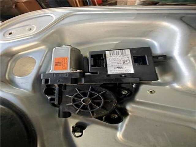 Foto 2ª: Elevalunas Eléctrico Delantero Derecho Ford Kuga 2.0 TITANIUM [2.0 LTR. - 103 KW TDCI CAT] [G6DG]