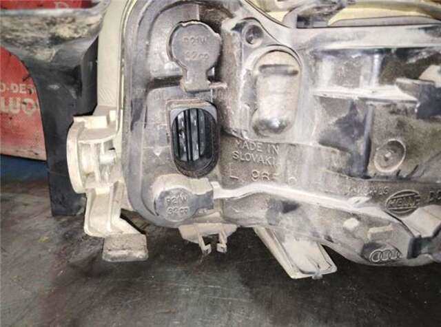 Foto 3ª: Piloto Trasero Izquierdo Audi A4 2.7 V6 24V TDI (180CV) [BPP]