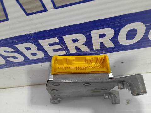 Foto 3ª: Centralita Airbag Renault Laguna 1.9 DCI DIESEL FAP 131CV [D/ F9Q 17] (2001)