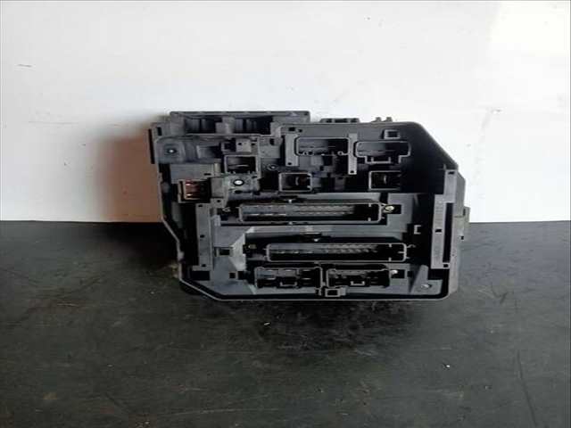 Caja Reles Fusibles Hyundai Santa Fe 2.2 CRDI CAT 155CV