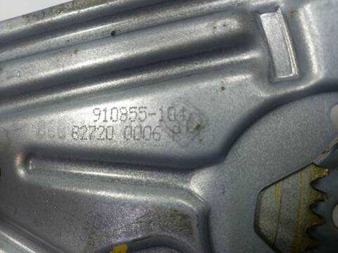 Foto 3ª: Elevalunas Manual Trasero Derecho Renault Scenic K9K G8 (2010)