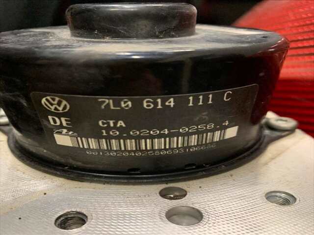 Foto 3ª: Centralita Abs Volkswagen Touareg 5.000 TDI V10313CV/230KW 0CV [AYH] (2011)