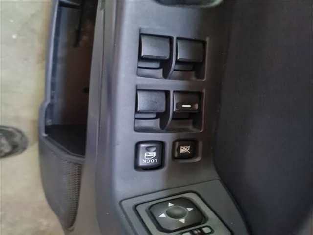 Botonera Elevalunas Mitsubishi Lancer INVITE 140CV 103KW
