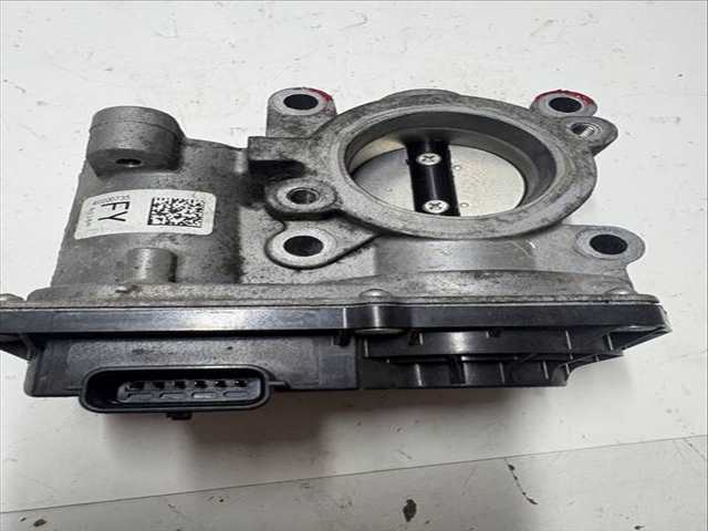 Foto 3ª: Caja Mariposa Renault Clio H4B400 (2014)