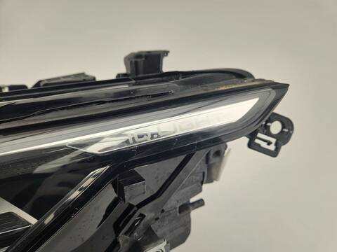 Foto 4ª: Faro Izquierdo Volkswagen Golf STYLE 115CV [DXDE] (2024)