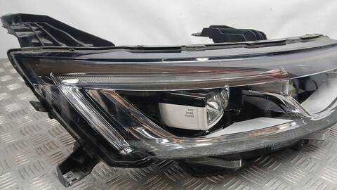 Foto 2ª: Faro Derecho Renault Talisman 1.5 DCI 110 110CV 81KW [K9K648] (2018)