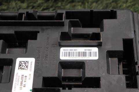 Foto 2ª: Caja Reles Fusibles Bmw Serie 3 315 M47204D1 BERLINA (2001)