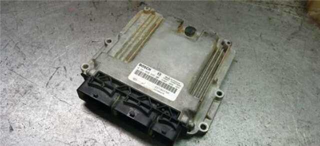 Foto 2ª: Centralita Motor ECU Renault Captur 1.5 ADVENTURE [1.5 LTR. - 66 KW DCI DIESEL FAP ENERGY] [K9KB608]