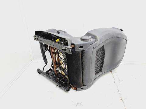 Foto 4ª: Asiento Delantero Izquierdo Peugeot 3008 ACTIVE 131CV 96KW [YH01] (2018)