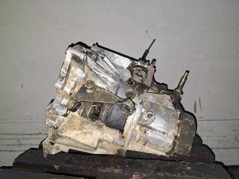 Foto 2ª: Caja Cambios Peugeot 205 161A BERLINA (1985)