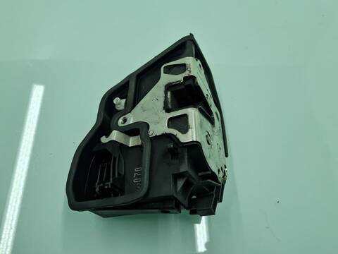 Foto 2ª: Cerradura Puerta Trasera Derecha Bmw X3 2.0D 150CV 110KW [M47N204D4] (2005)