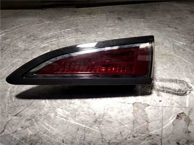 Piloto Portón Derecho Renault Scenic 1.5 DYNAMIQUE [1.5 LTR. - 78 KW DCI DIESEL]