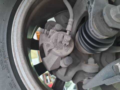Pinza Freno Delantera Derecho Audi A1 25 TFSI BASICO 95CV 70KW