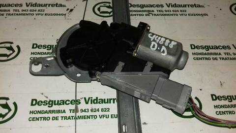 Foto 2ª: Elevalunas Eléctrico Delantero Derecho Citroen C3 1.4 HDI 68CV 50KW [8HX] (2004)