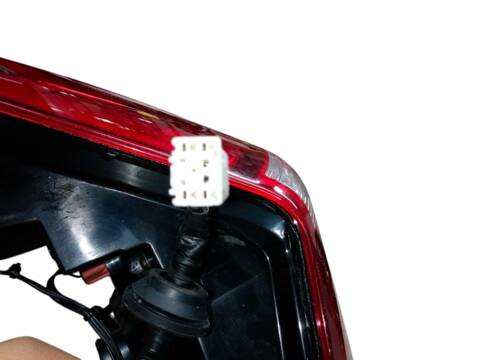 Foto 3ª: Piloto Trasero Izquierdo Hyundai Bayon 1.0 T-GDI 48V-HYBRID (2021)