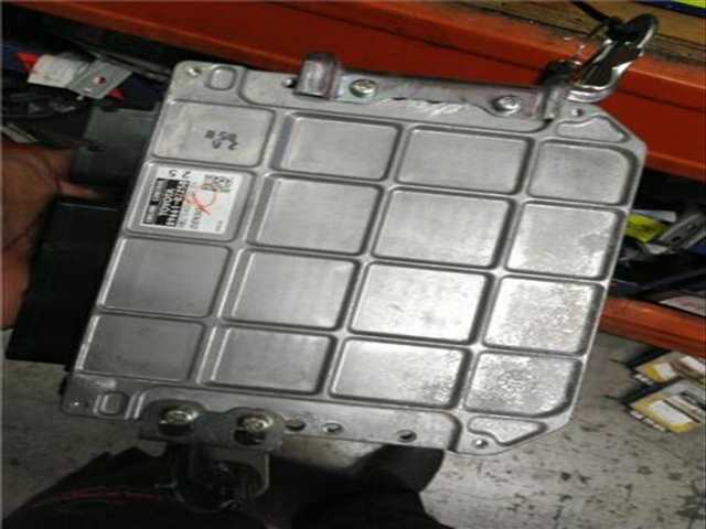 Centralita Motor ECU Toyota Auris 1.8 HYBRID ACTIVE [1.8 LTR. 73KW 16V CAT HIBRIDO)]