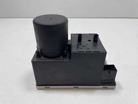 Foto 3ª: Centralita Cierre Centralizado Audi A3 VERSION INDEFINIDA (2000)