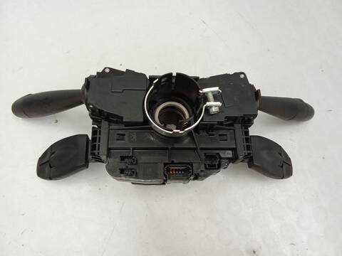 Foto 4ª: Mando Multifuncion Peugeot 5008 1.6 HDI 110CV 80KW [9HZ (DV6TED4)] (2010)
