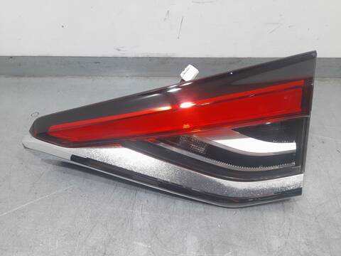 Piloto Trasero Derecho Toyota Corolla HYBRID ACTIVE 98CV 72KW