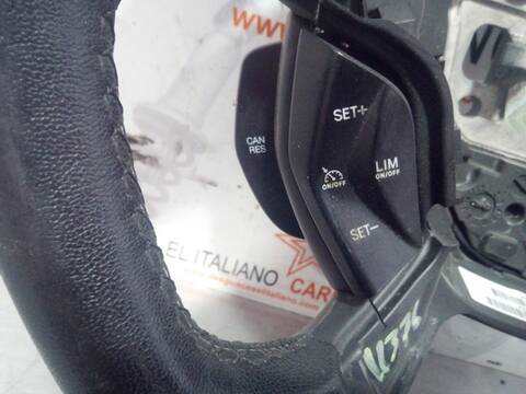 Foto 2ª: Volante Ford Focus TITANIUM 116CV 85KW [T1DA] (2012)