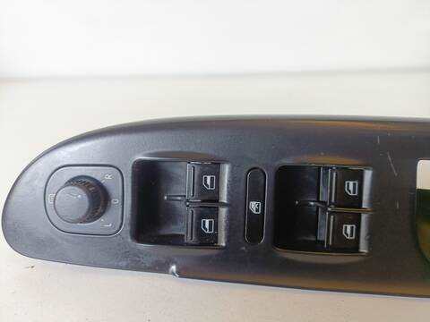 Foto 2ª: Botonera Elevalunas Volkswagen Passat R LINE 140CV