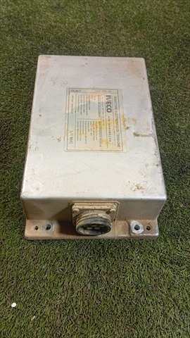 Foto 2ª: Caja Reles Fusibles Santana Anibal 2.8 TD MILITAR [8140.43P] (2004)