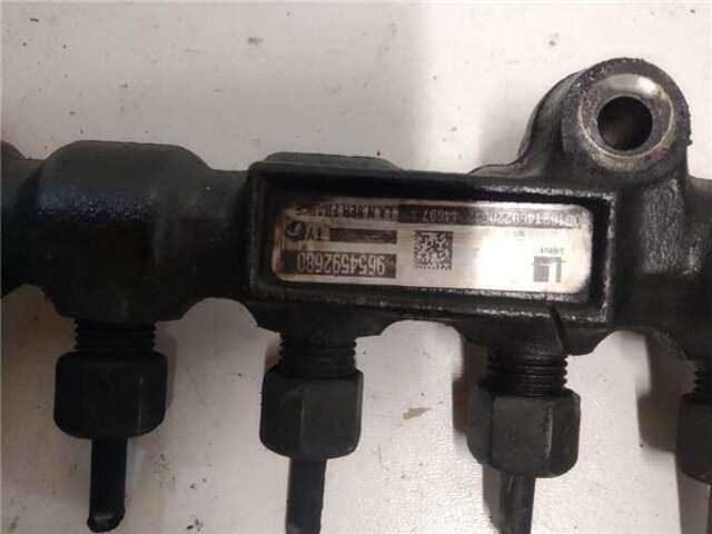 Foto 2ª: Rampa Inyectora Peugeot 307 1.6 HDI 110 [9HY (DV6TED4)]