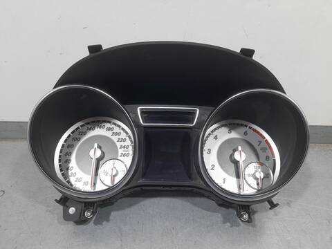 Cuadro de Instrumentos Mercedes Clase G 230 GLA 200 156.943) 156CV 115KW