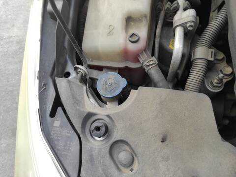 Deposito Limpiaparabrisas Toyota Avensis 1ADFTV